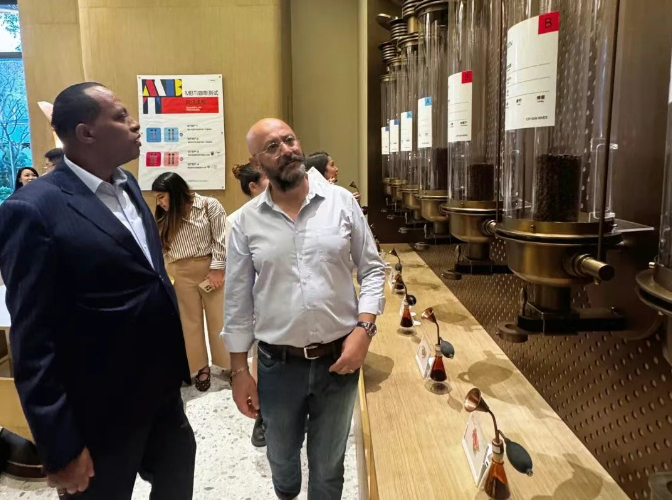 1743679584190033.png image004.png