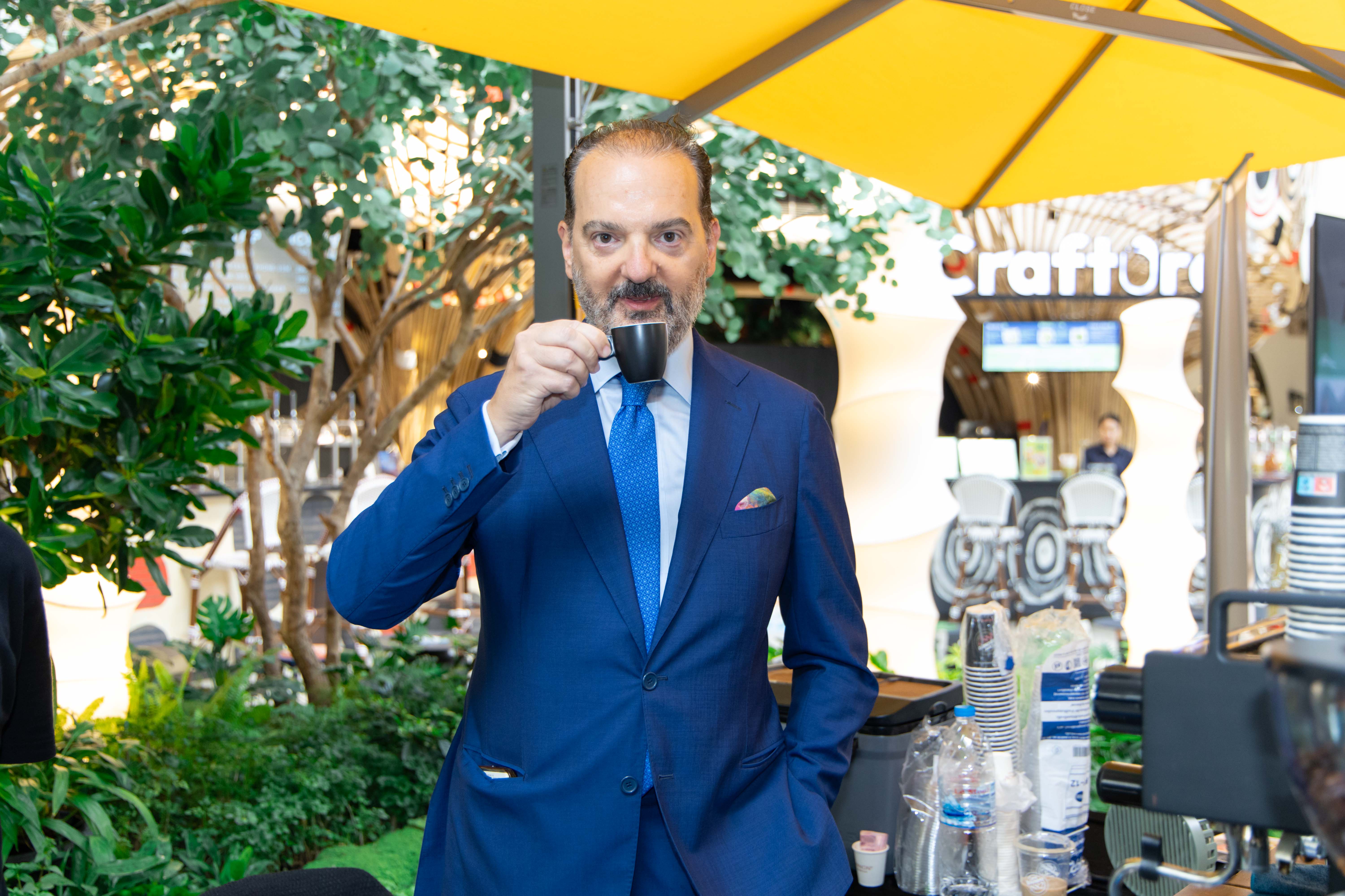 02.เอกอัครราชทูต เปาโล ดิโอนิซี เอกอัครราชทูตอิตาลีประจำประเทศไทย.jpg